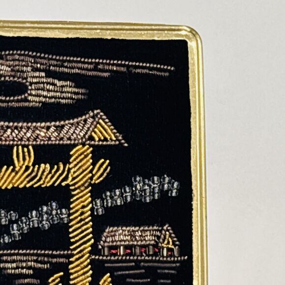 Vintage Compact Mirror Japan Black Velvet Beaded Gold Tone New Light - Picture 4 of 16